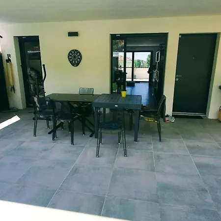 Contemporaine F5 Cote Azur Calme